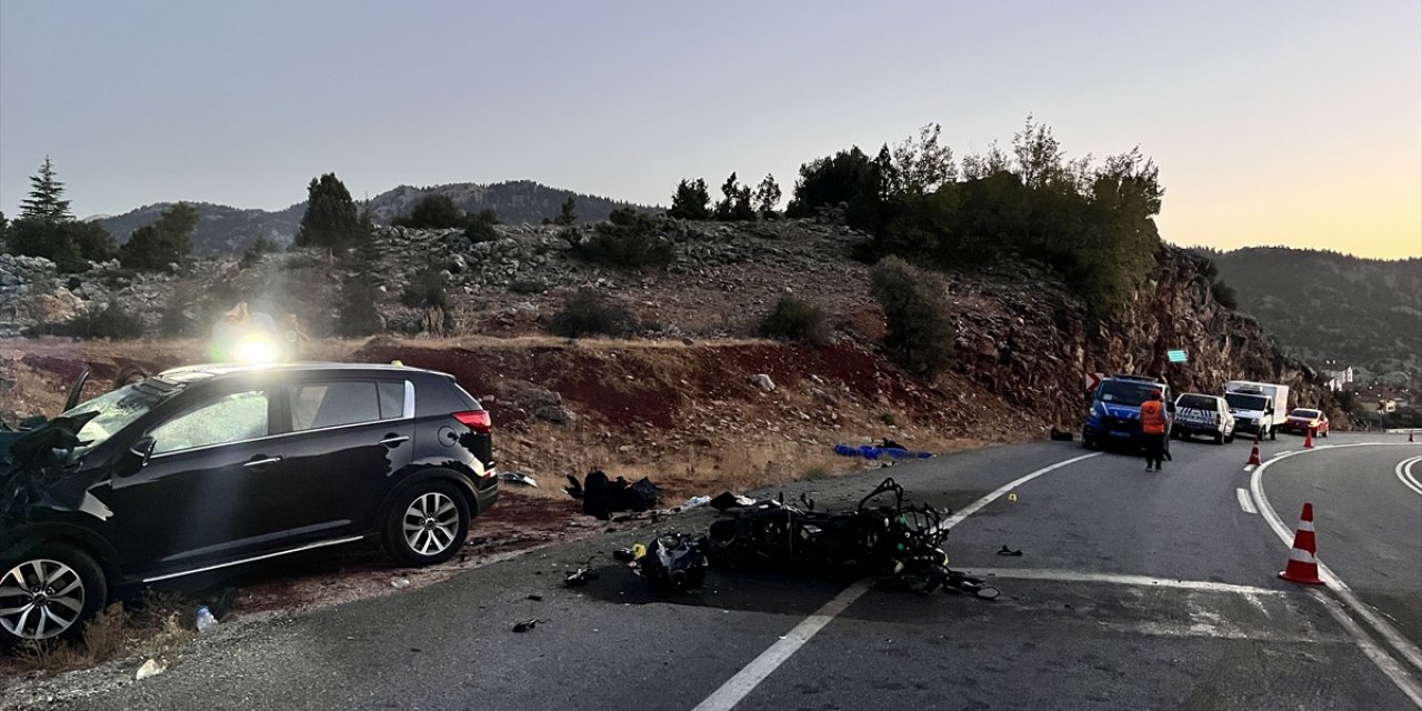 Konya yolunda feci kaza! Motosiklet sürücüsü hayatını kaybetti