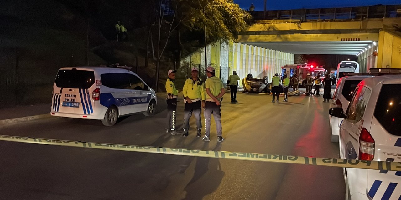 Köprüden düşen otomobilin sürücüsü öldü