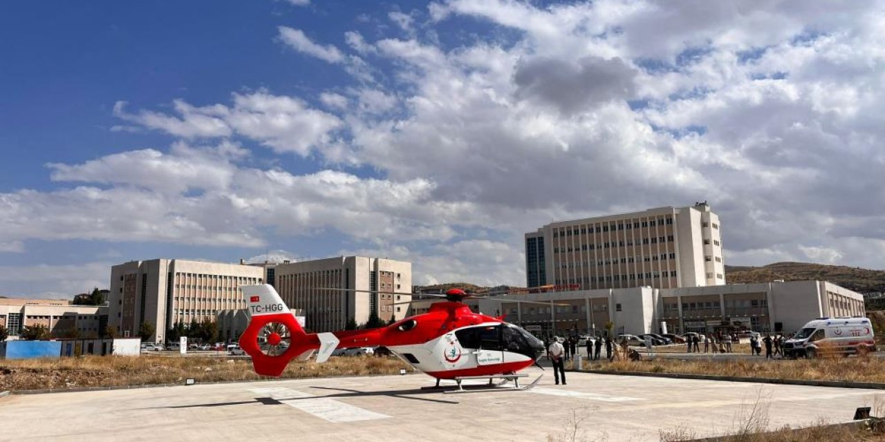 750 gram dünyaya gelen kız bebek, ambulans helikopter ile Konya’ya sevk edildi