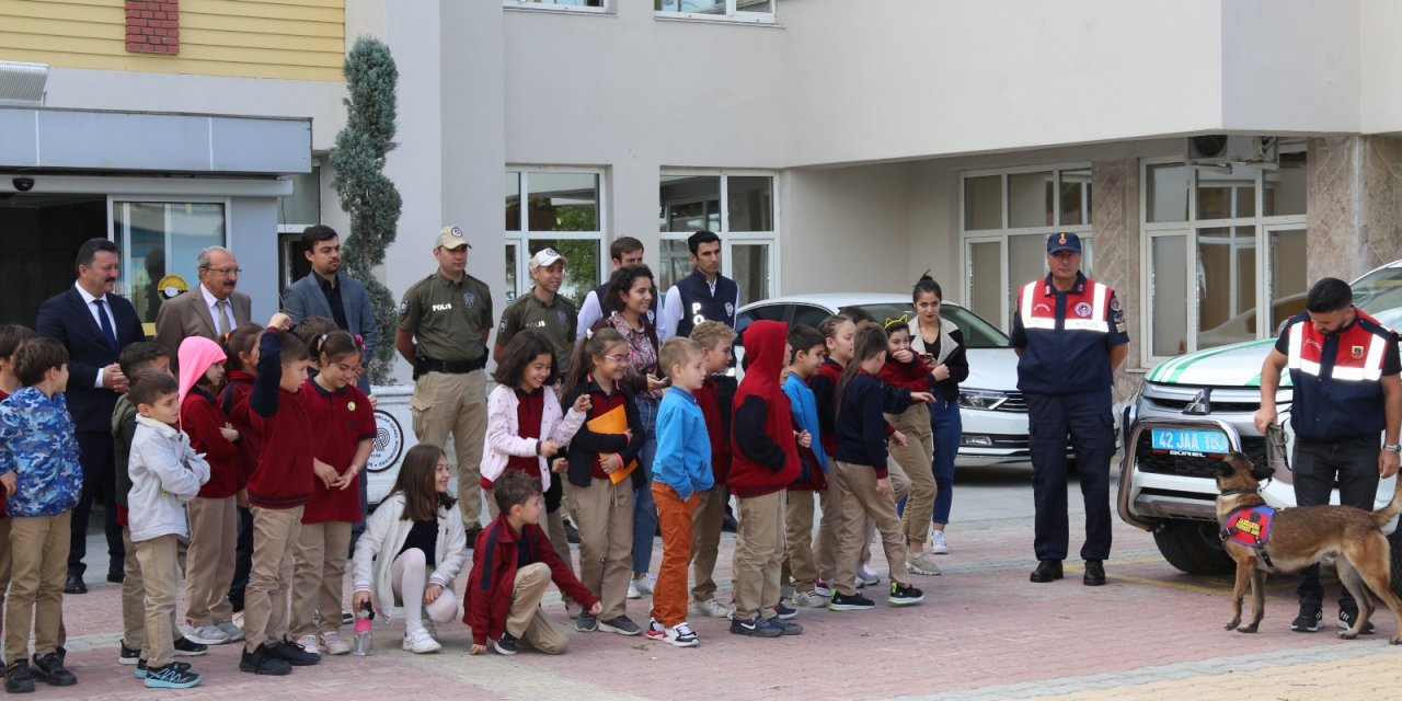 Konya’da ilkokul öğrencilerine hayvan sevgisi aşılandı