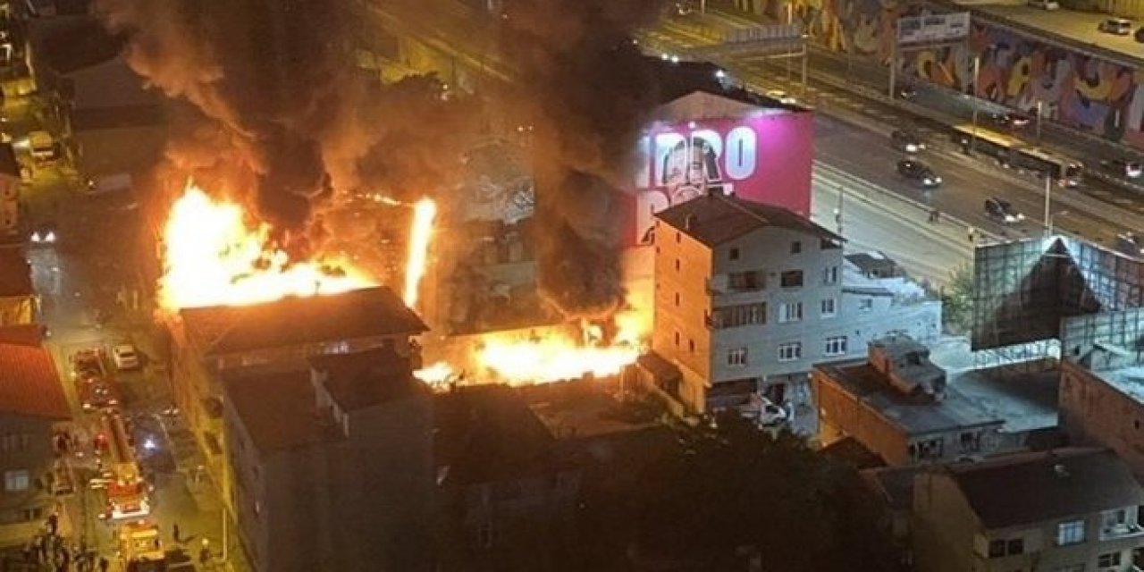 Son Dakika: Bakan Soylu, Kadıköy'deki patlamanın sebebini açıkladı