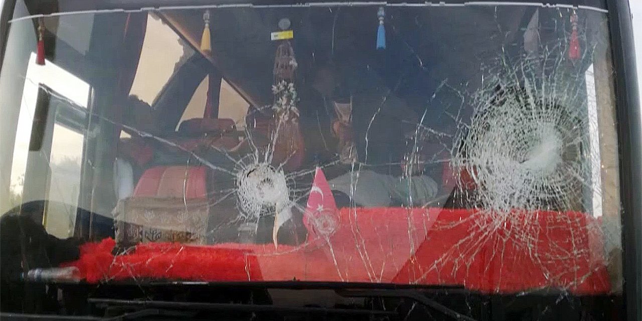 Taraftar otobüsüne silahla saldıran şüpheli tutuklandı