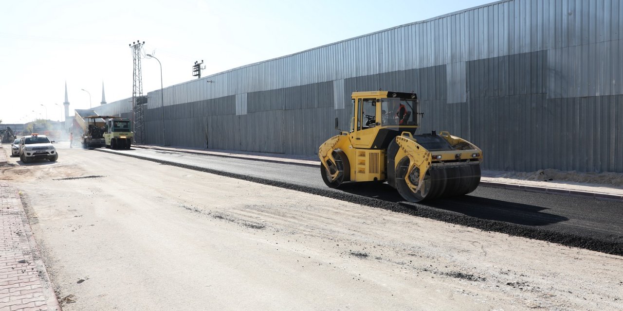 Karatay’da yollar daha konforlu hale getiriliyor