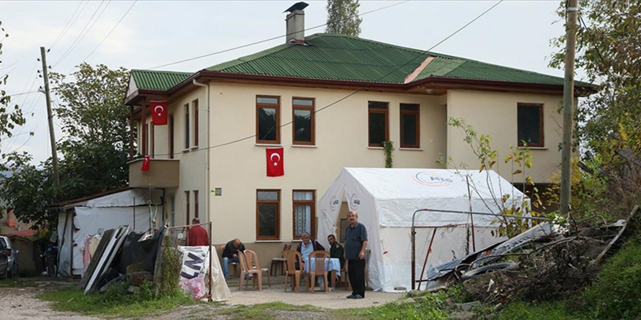 Patlamada hayatını kaybeden madenci, hayalini kurduğu evde 1 yıl oturabildi