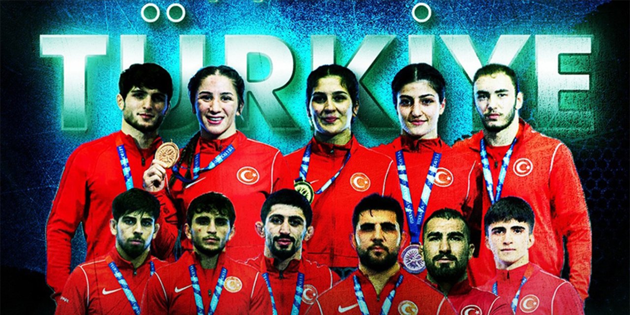 Milli güreşçilerden tarihi başarı!