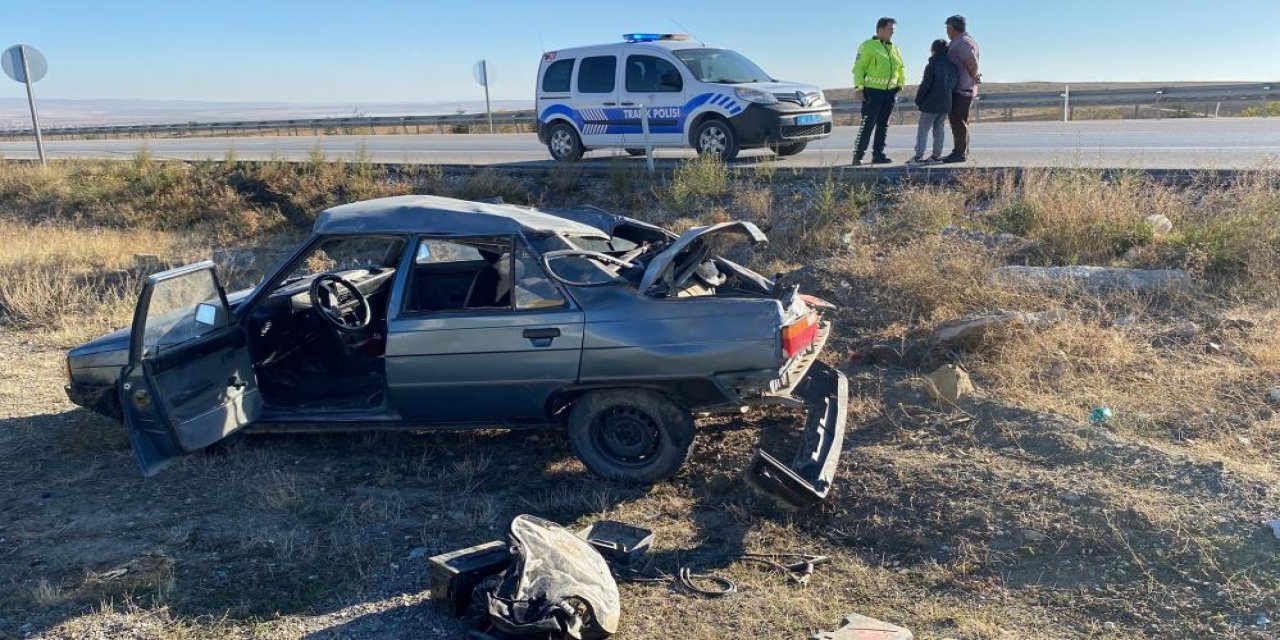 Konya’da biri çocuk iki kişi, takla atan otomobilden burnu bile kanamadan çıktı