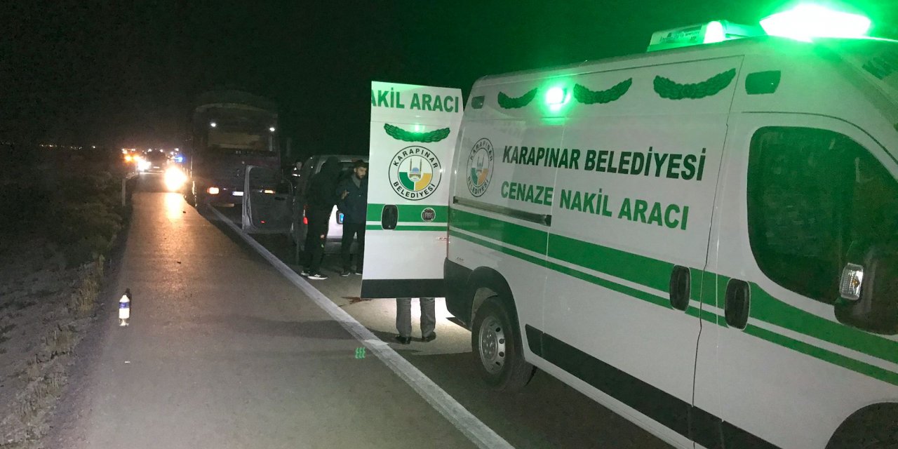 Son Dakika: Konya’da kamyona çarpan araçtaki çocuk öldü