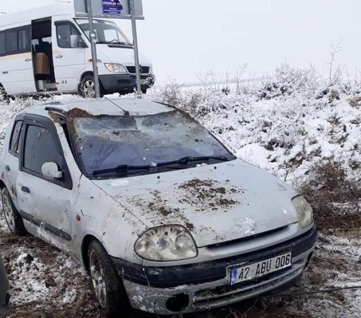 Konya’da kaza! Okul müdürünün kullandığı araç devrildi