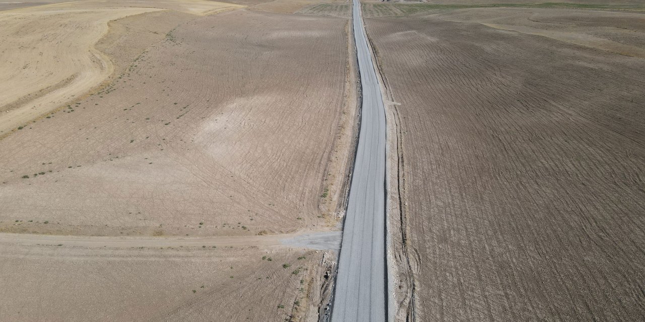 Konya’nın bir ilçesinde yollar daha konforlu hale geldi