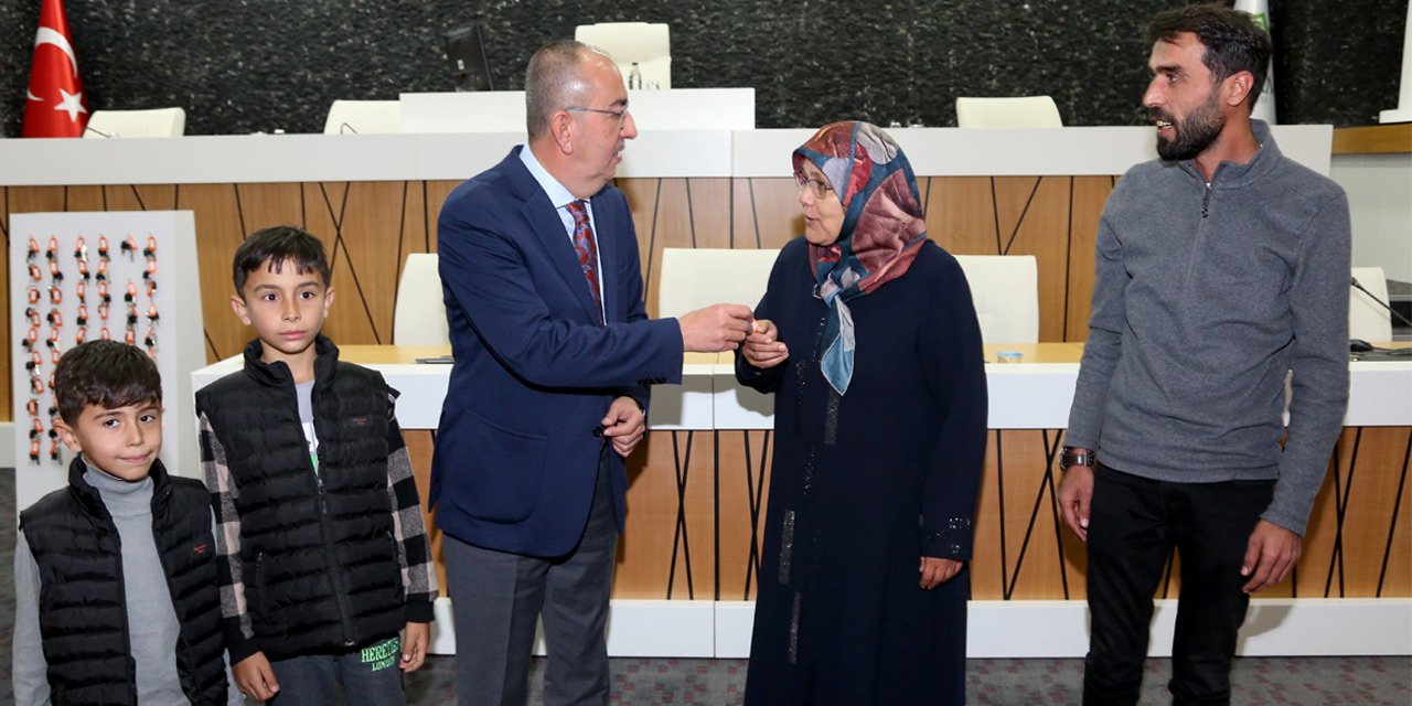 Konya’da 60 aile yeni evlerine kavuştu