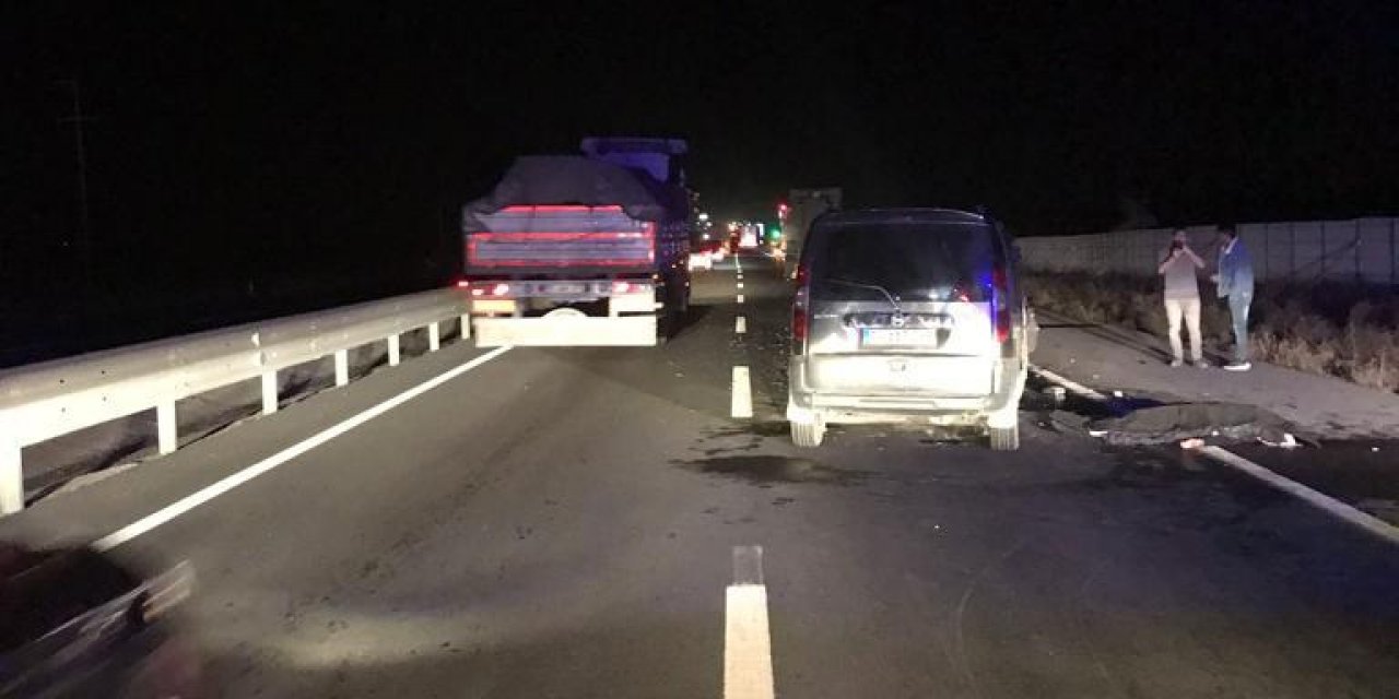 Konya’da feci kaza! Tankere çarpan araçtaki 1 kişi öldü, 7 yaralı var