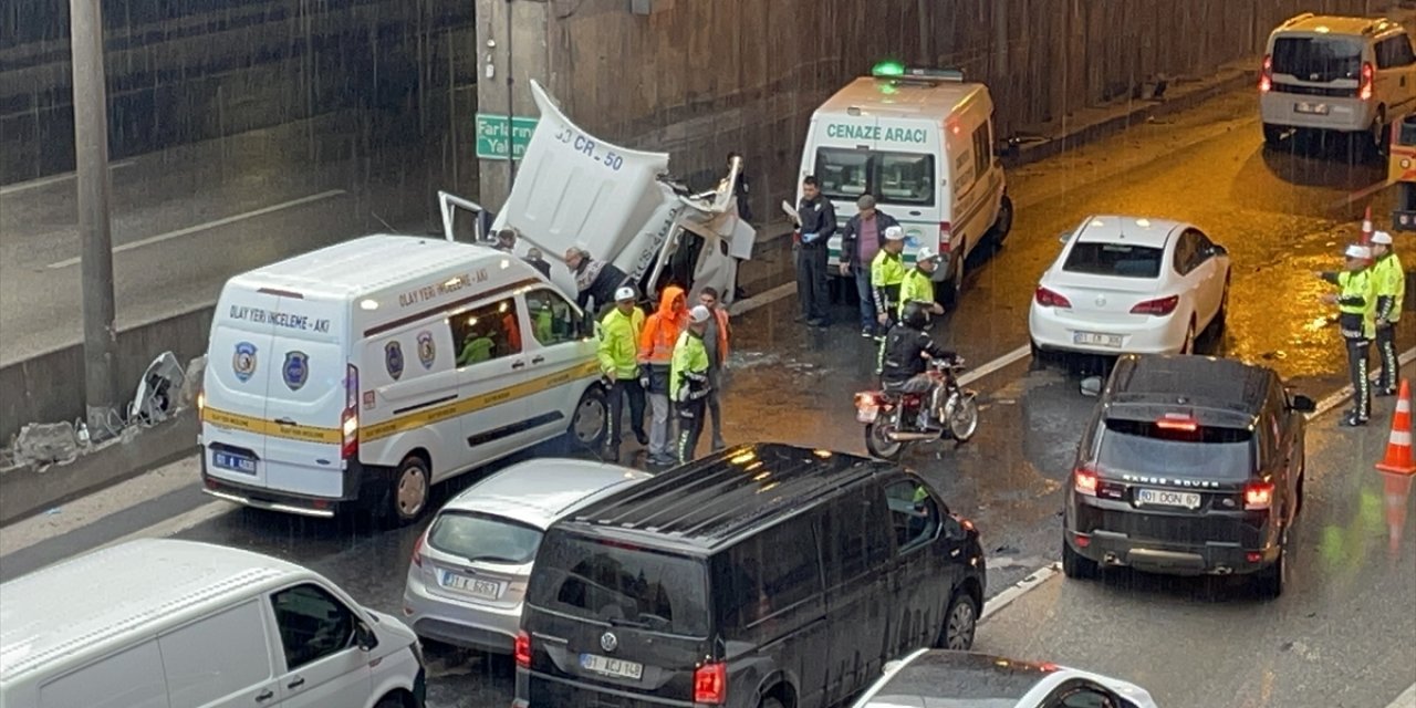 TIR'ın bu halini görenler gözlerine inanamadı: 1 ölü