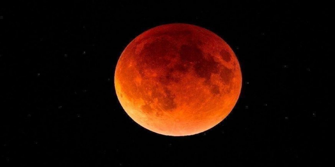 Yılın son ay tutulması yarın! “Kanlı Ay” tutulması Türkiye’den izlenebilecek mi?