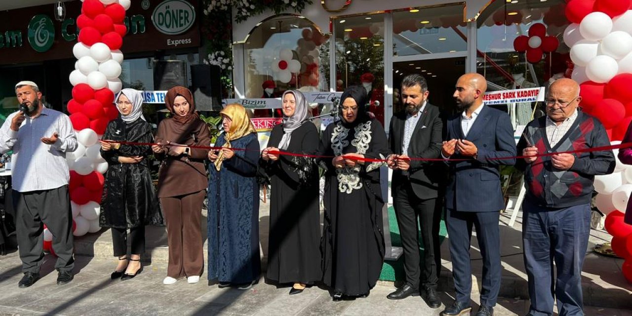 Stilin duayen ismi Fadime Ömercioğlu Konya’da! Duassi törenle açıldı