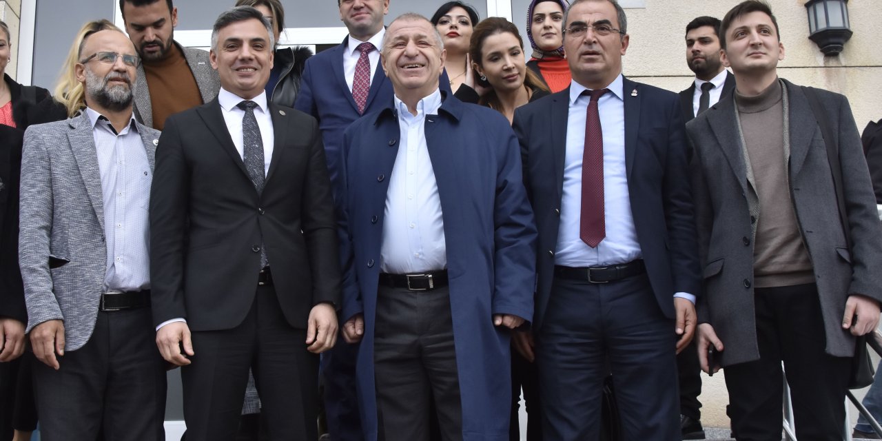 Ümit Özdağ Konya'da! Baro Başkanı seçilen Oktay Unkur ile görüştü