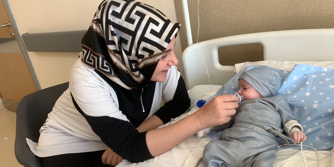 Konya’da 28 günlük Yiğit bebeğin dar olan damarı operasyonla genişletildi