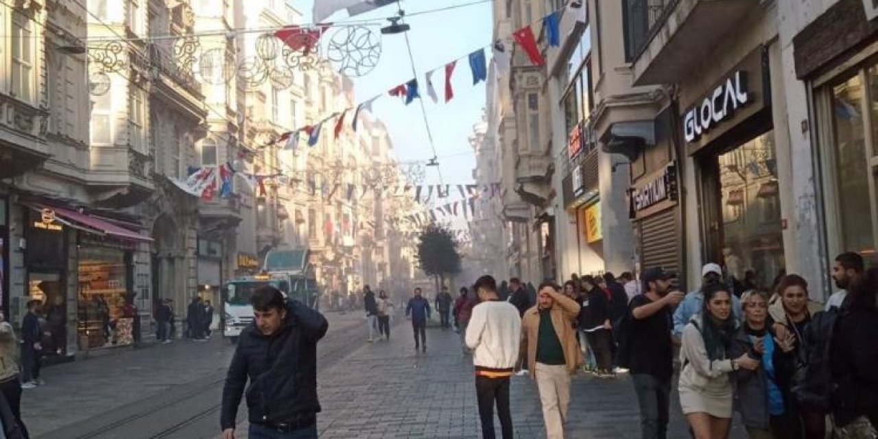 Son Dakika: Beyoğlu İstiklal Caddesi'nde patlama: Ölü ve yaralılar var