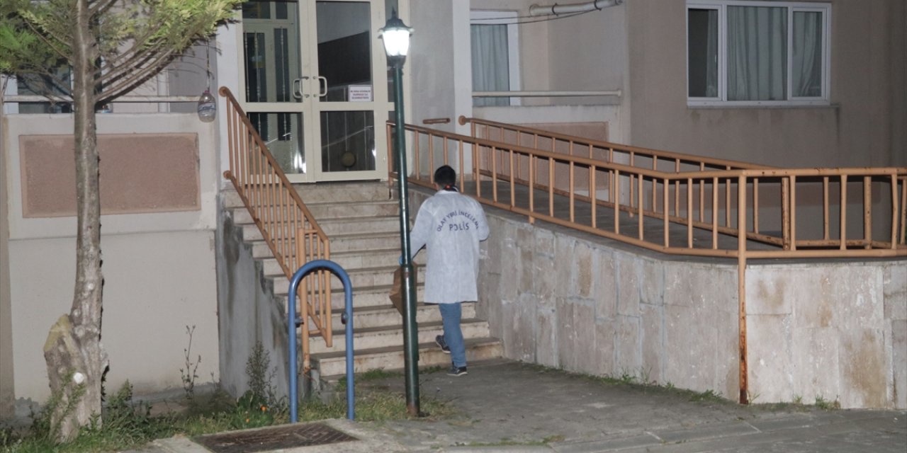 Korkunç olay! Tartıştığı oğlunu boğmaya kalktı