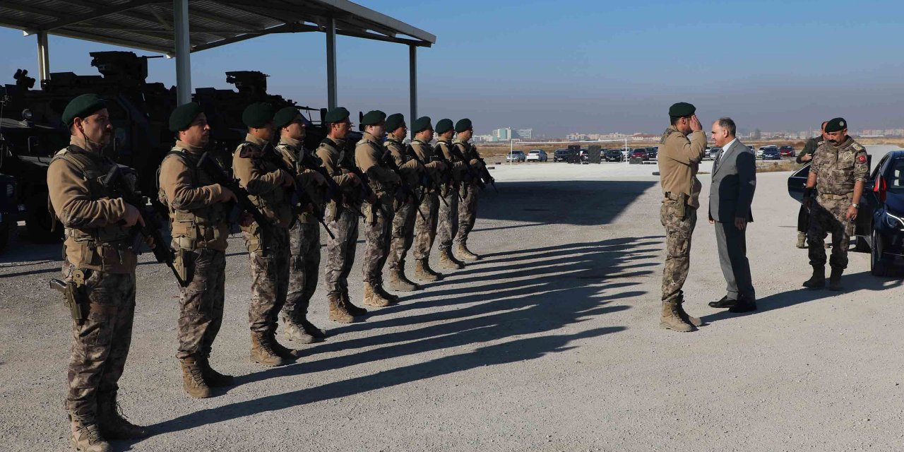 PÖH timleri, Konya’dan dualarla Barış Pınarı Harekatı bölgesine uğurlandı