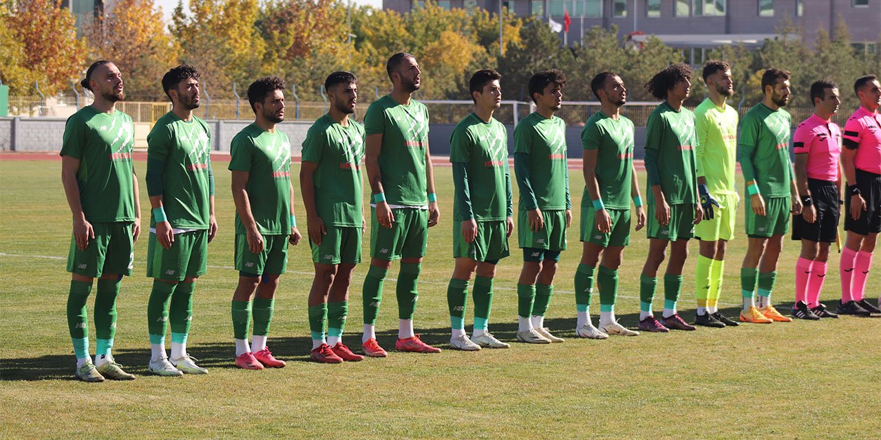 1922 Konyaspor Elazığ’da sıçradı