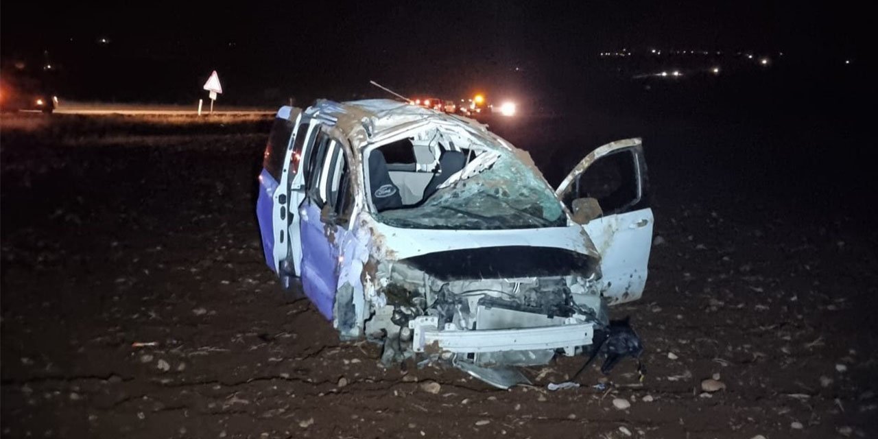 Kontrolden çıkan hafif ticari araç takla attı: 1 ölü