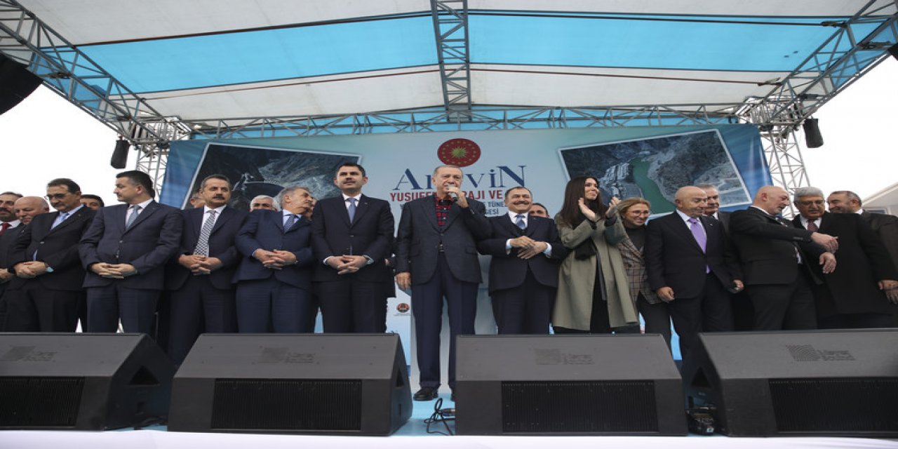 Cumhurbaşkanı Erdoğan, 2,5 milyon konutun enerji ihtiyacını karşılayacak Yusufeli Barajı'nı açtı
