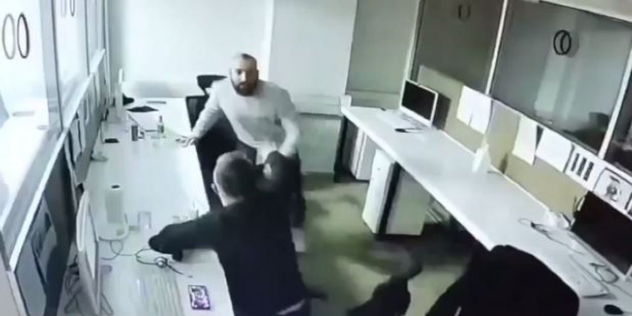 Depreme çalışırken yakalandılar! O anlar güvenlik kamerasına yansıdı