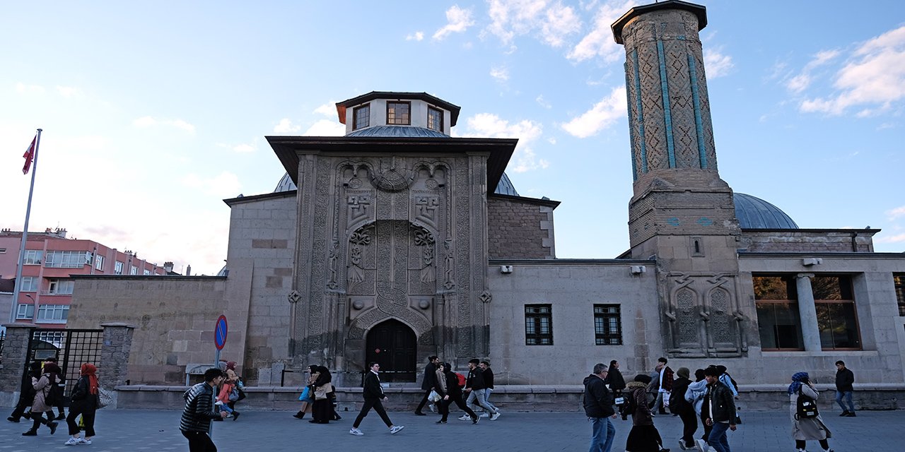 Konya’nın 800 yıllık eseri için yeni karar