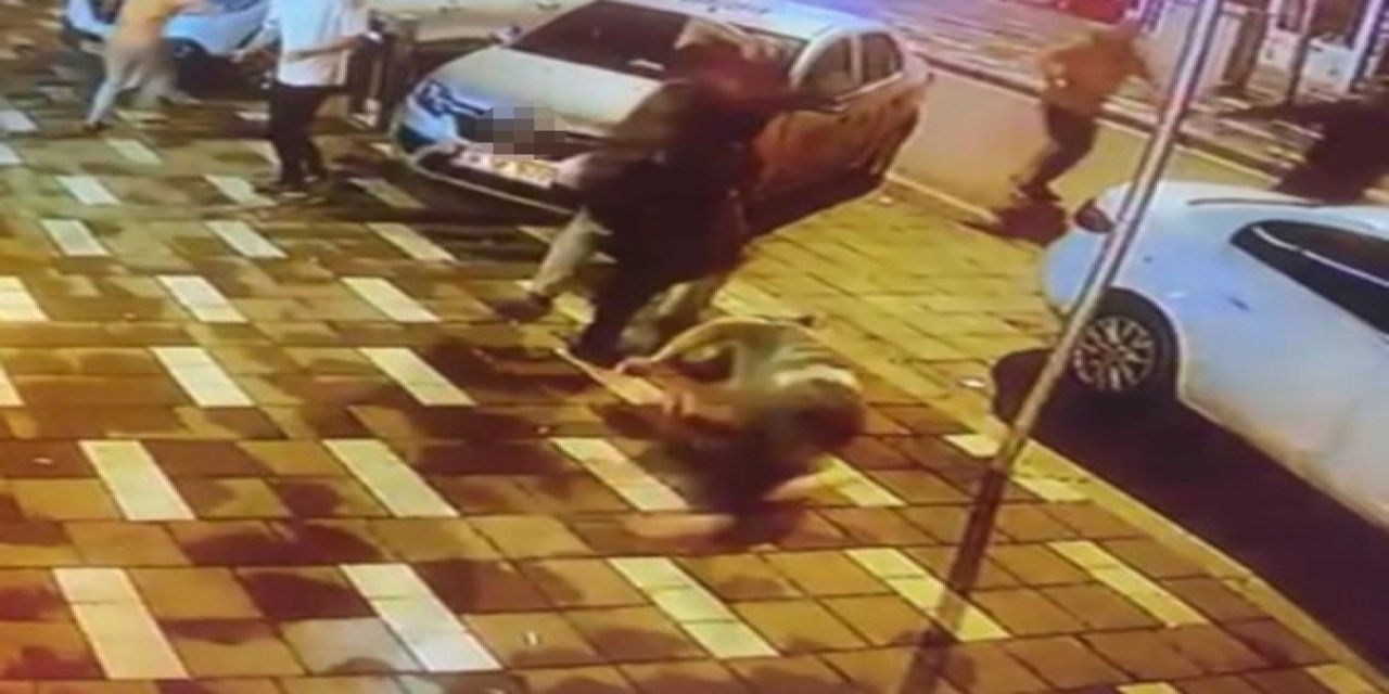 Deprem anında panikleyen genç, 3’üncü kattan atladı! O anlar kamerada