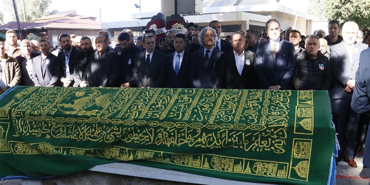 Fatih Terim’in annesi son yolculuğuna uğurlandı