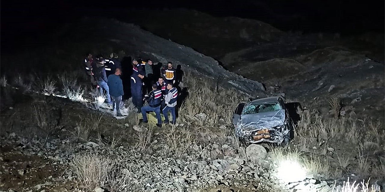 Korkunç kaza! Otomobil 60 metreden şarampole devrildi: 1 ölü, 1 yaralı