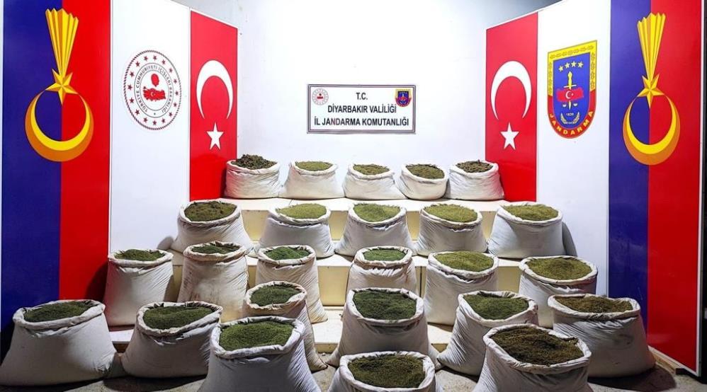 Örgütün finans kaynağına darbe: 572 kilogram esrar ele geçirildi!