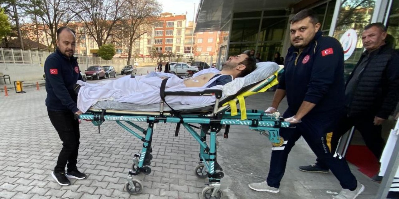 Konya’da kamyonet ile elektrikli bisiklet çarpıştı