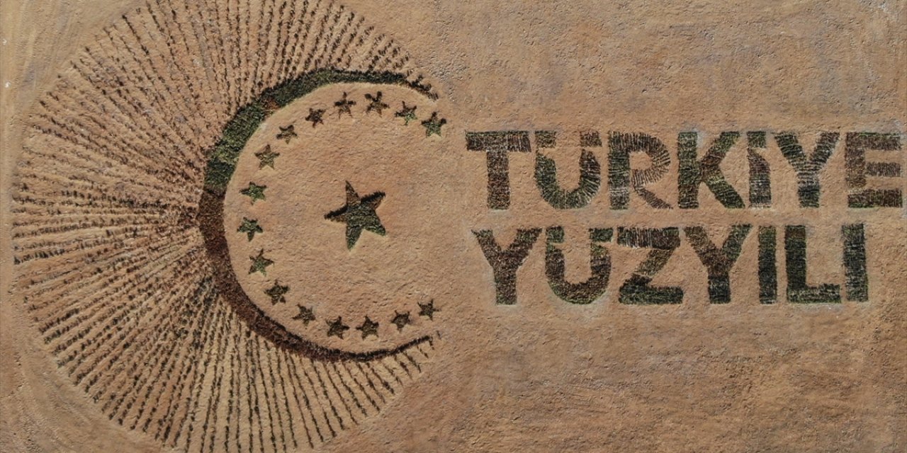 Konya’da binlerce fidanla "Türkiye Yüzyılı" logosu oluşturuldu