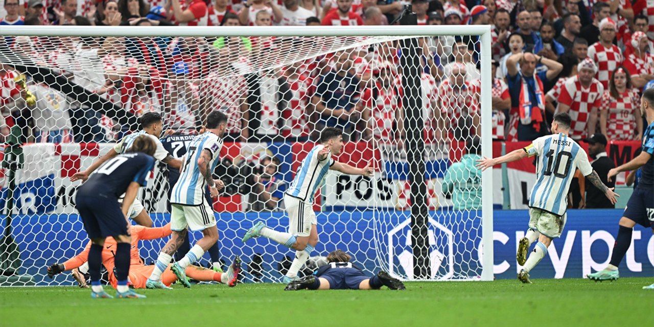 Son Dakika: Dünya Kupasında ilk finalist Arjantin