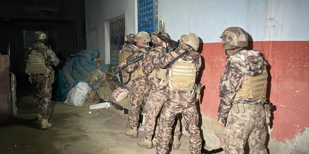 PKK operasyonu: CHP ve HDP'li isimlerin de olduğu 9 kişi gözaltında