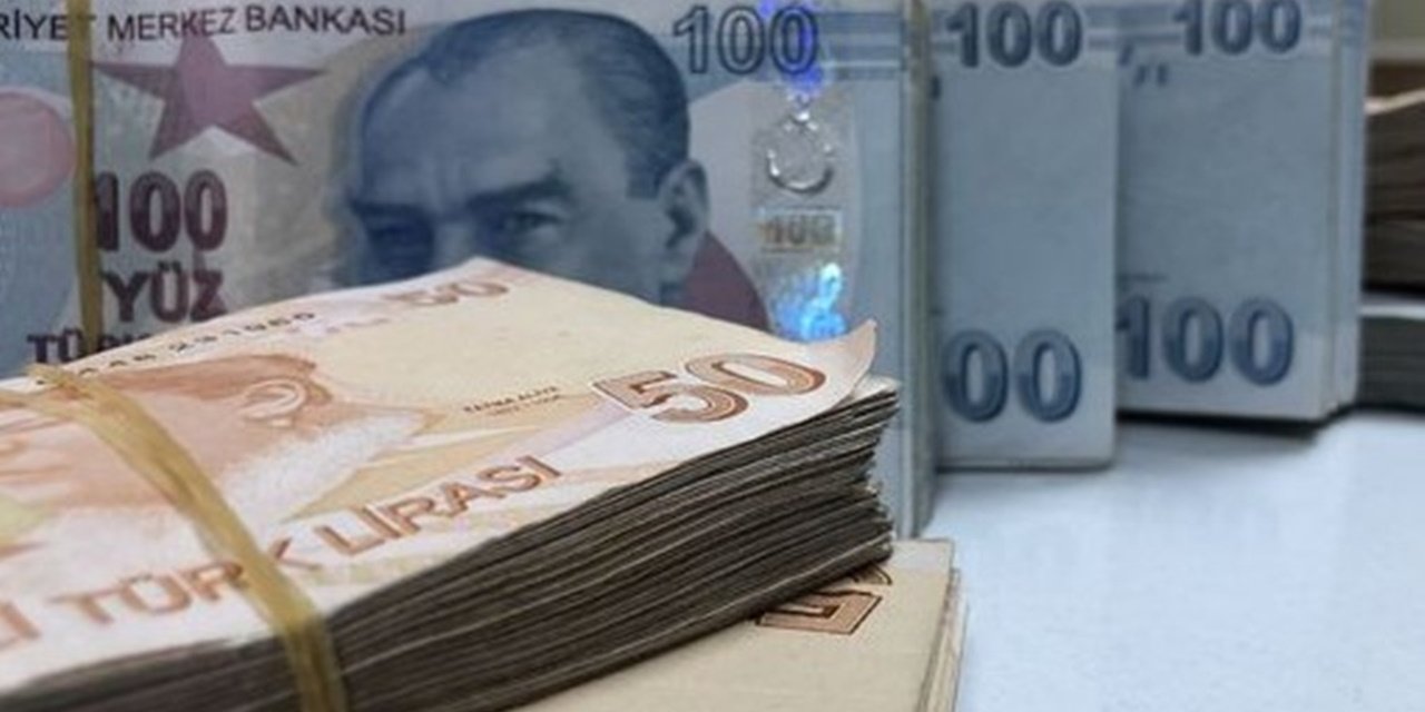 Emekli maaşına ek zam ve 10 bin TL kararı Resmi Gazete'de