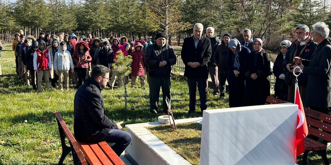 Konyalı şehit Okan Altıparmak mezarı başında anıldı