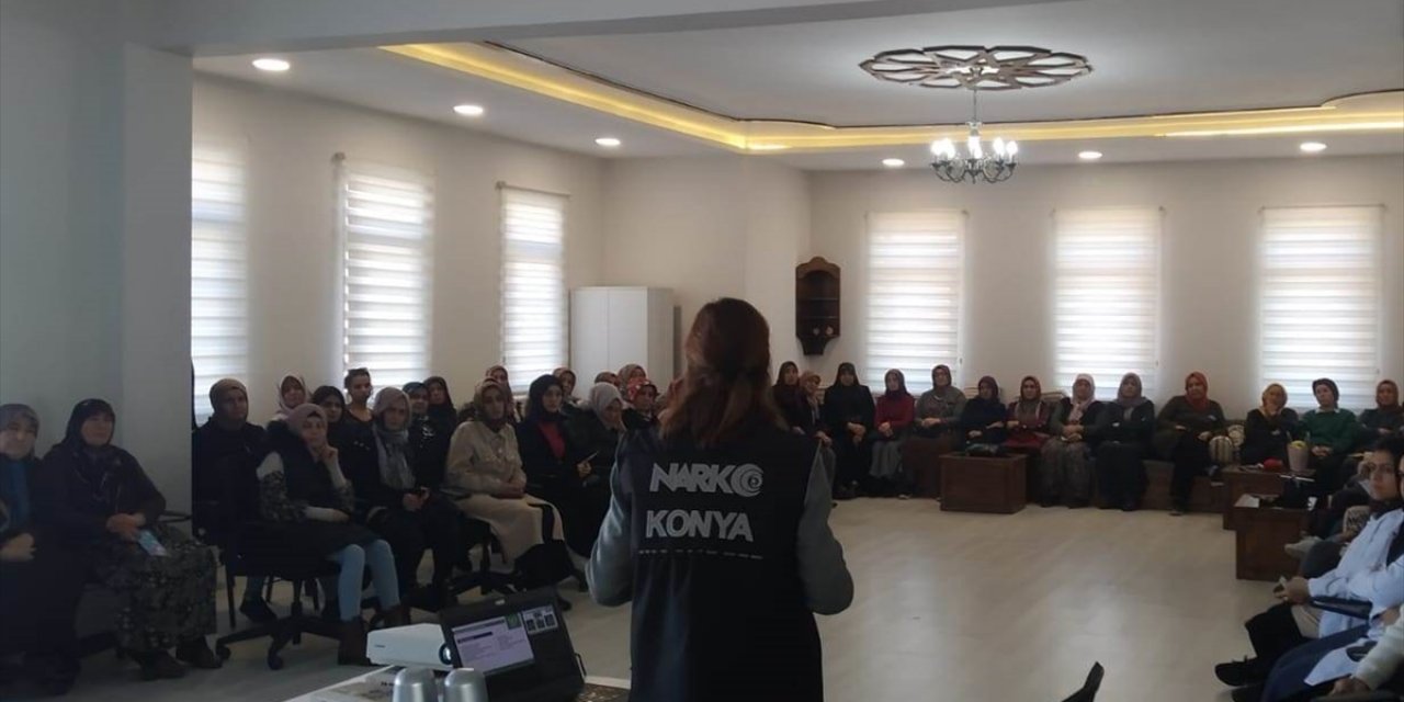 Konya Seydişehir'de annelere bağımlılıkla mücadele semineri verildi