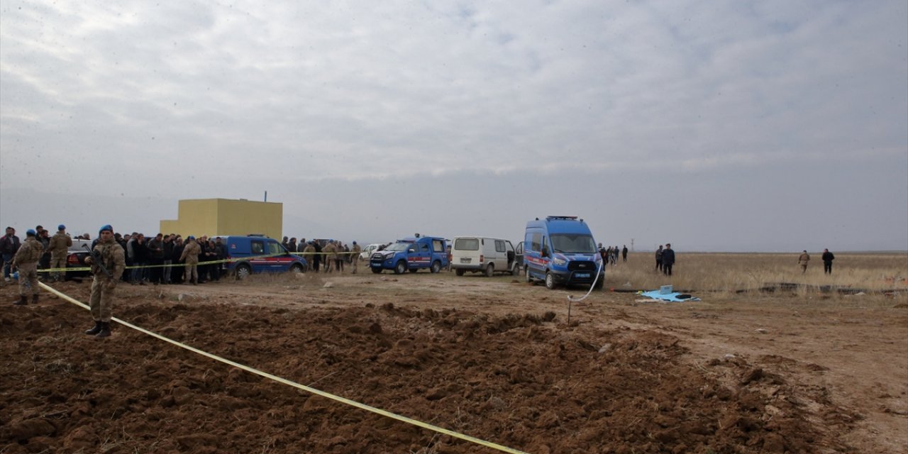 Köy muhtarı tarlasında öldürüldü! Vücudunda çok sayıda mermi izi var