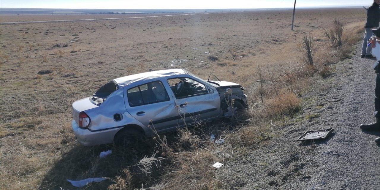 Konya’da kontrolden çıkan otomobil şarampole devrildi: 1 ölü