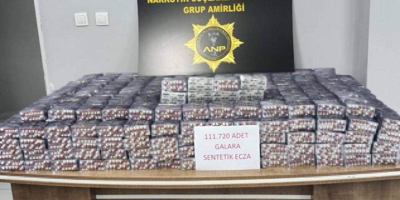 Otobüsteki yolcudan tam 111 bin uyuşturucu hap çıktı!