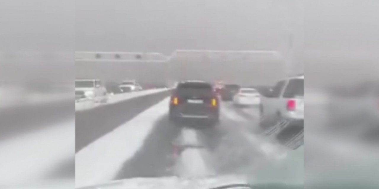 Suudi Arabistan’a kar yağdı