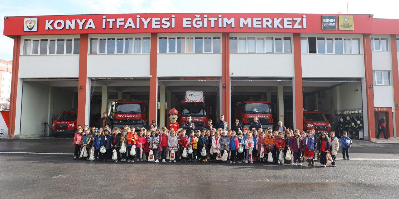 Konya’da ilkokul öğrencileri yangın konusunda bilinçleniyor