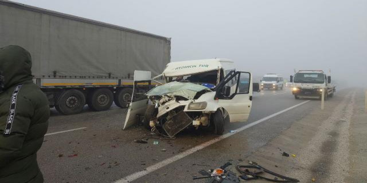 Sis ve buzlanma kazalara neden oldu: 16 yaralı