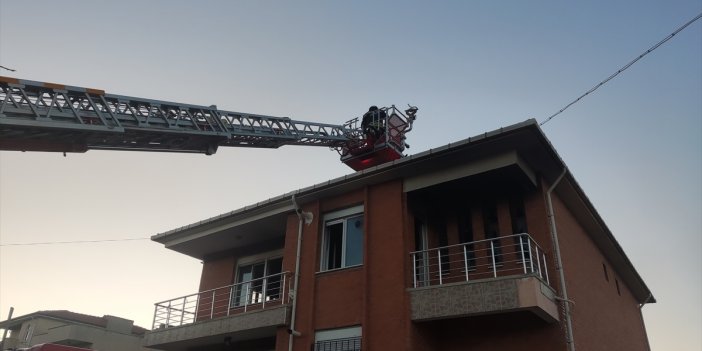 Konya’da evi yakan kiracıyı ölümden itfaiye kurtardı