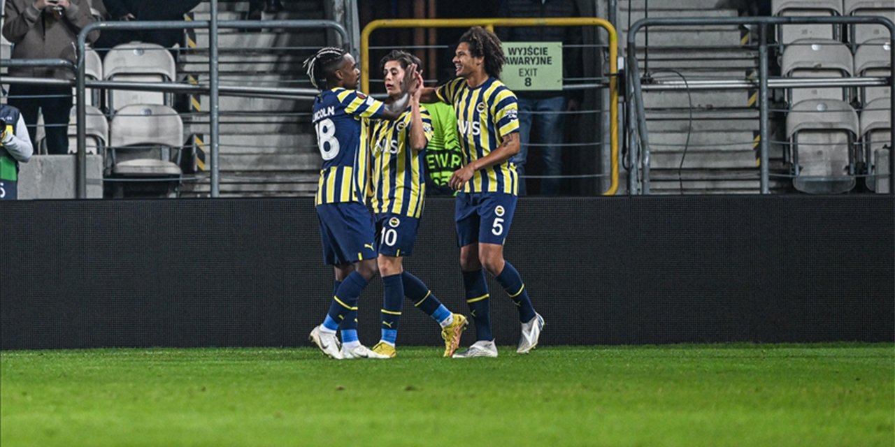 Fenerbahçe'nin genç yıldızı en iyiler listesinde
