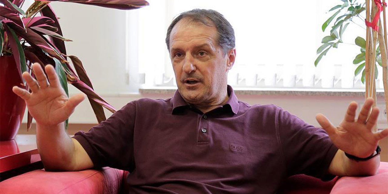 Bosna Hersek Milli Takımı Faruk Hadzibegic'e emanet