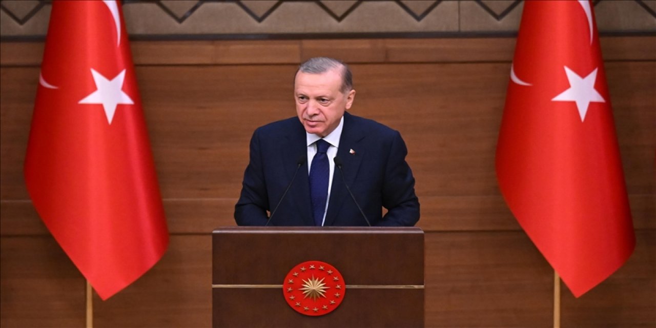 Cumhurbaşkanı Erdoğan kendisiyle ilgili manşeti hatırlatıp gazetecileri uyardı