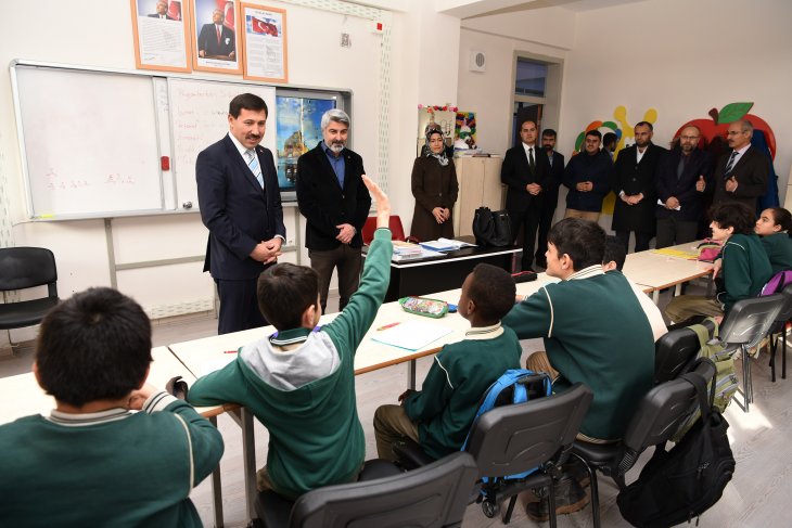 Başkan Kılca: İlçemizdeki eğitimin kalitesine katkı sunuyoruz